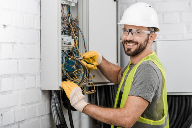 Best Licensed Electrician  in Newport East, RI
