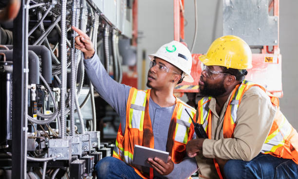  Newport East, RI Electrician Pros